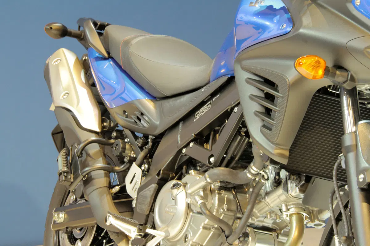 Suzuki V-Strom 650XT 2015 (4)