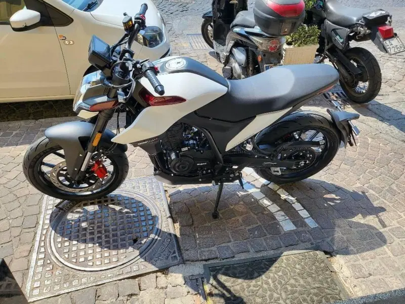 Malaguti Drakon 125 (2022 - 26) (6)