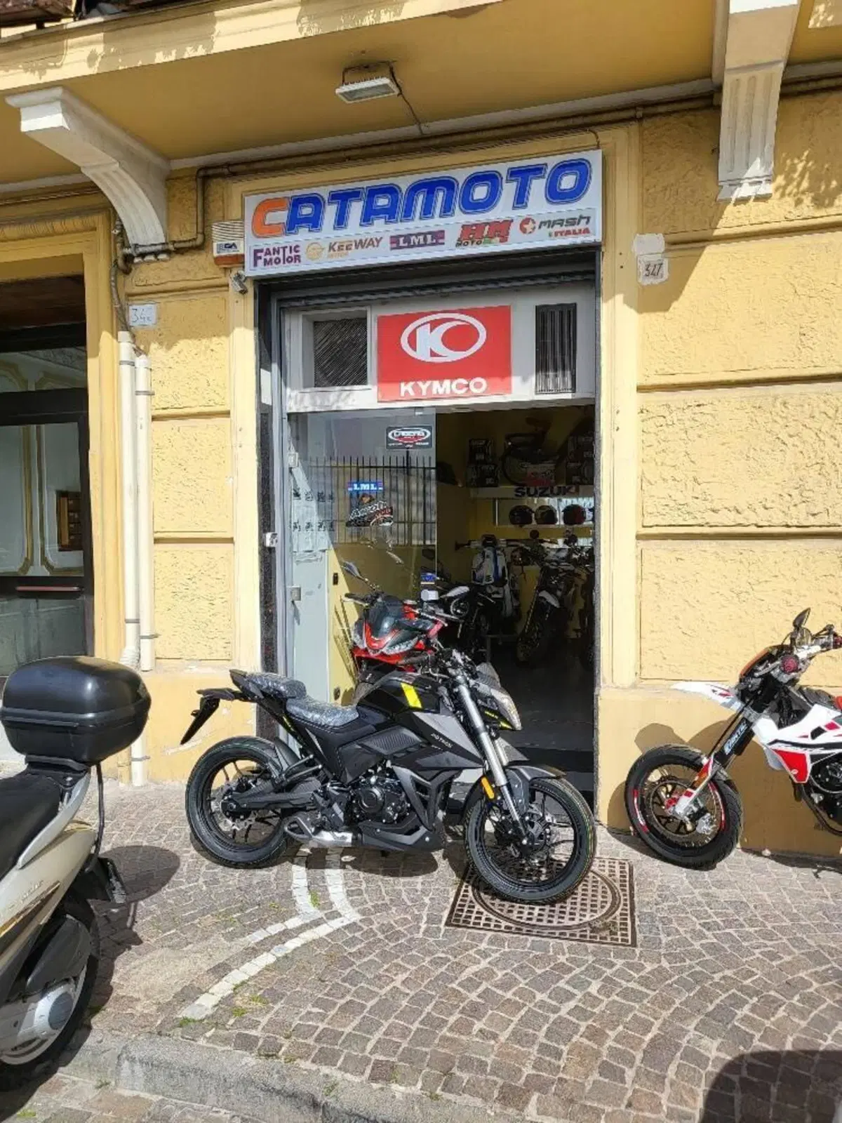 Motron Motorcycles Nomad 125 (2022 - 26) (2)