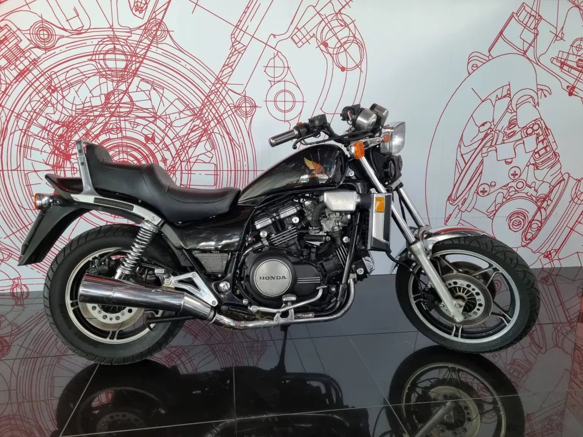 Honda VF 1100 C V65 Magna (1983 - 85)