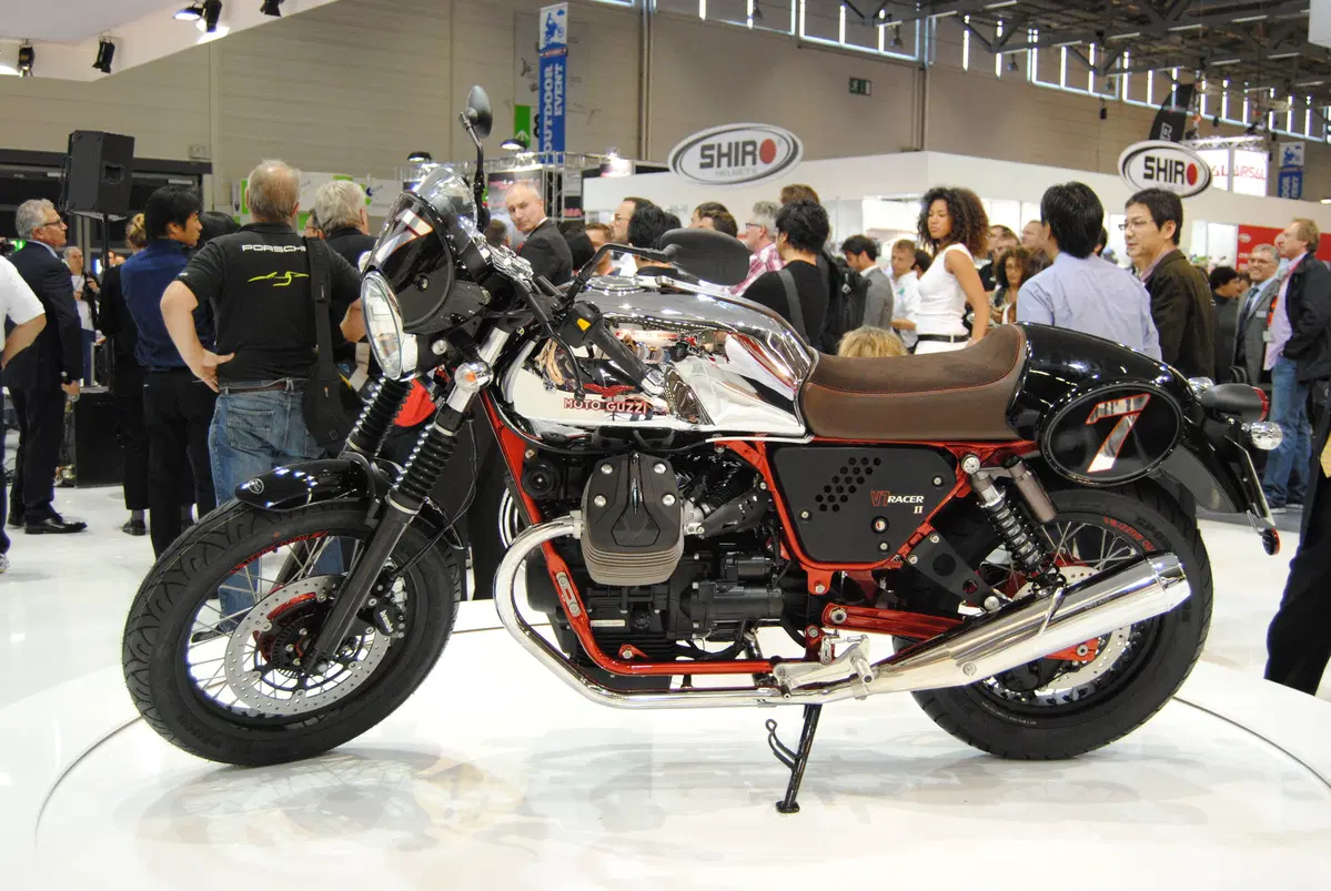 Moto Guzzi V7 II a Intermot (8)