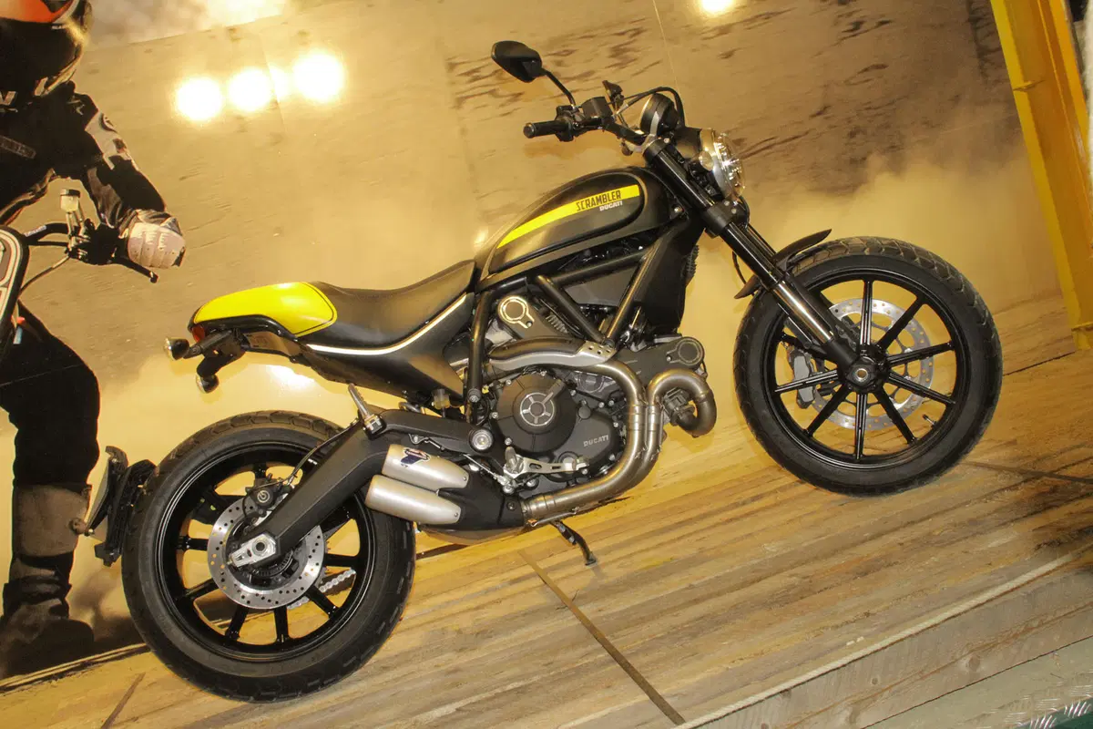 Ducati Scrambler 2015 (9)