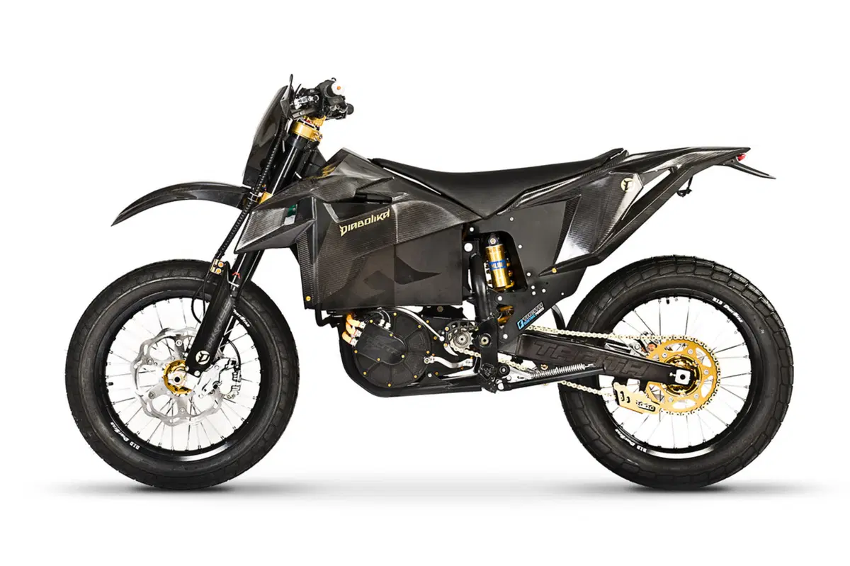 Tacita T-Race Diabolika (2)