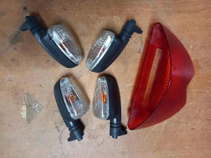 KIT 4 FRECCE + COVER FARO BMW F 800 S 2007 , (4)