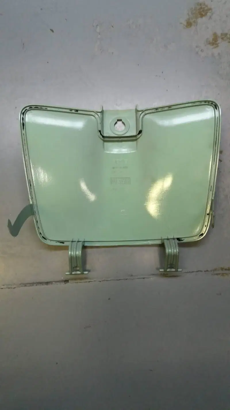 SPORTELLO PORTAOGGETTI PER APRILIA SCARABEO 125 E (2)