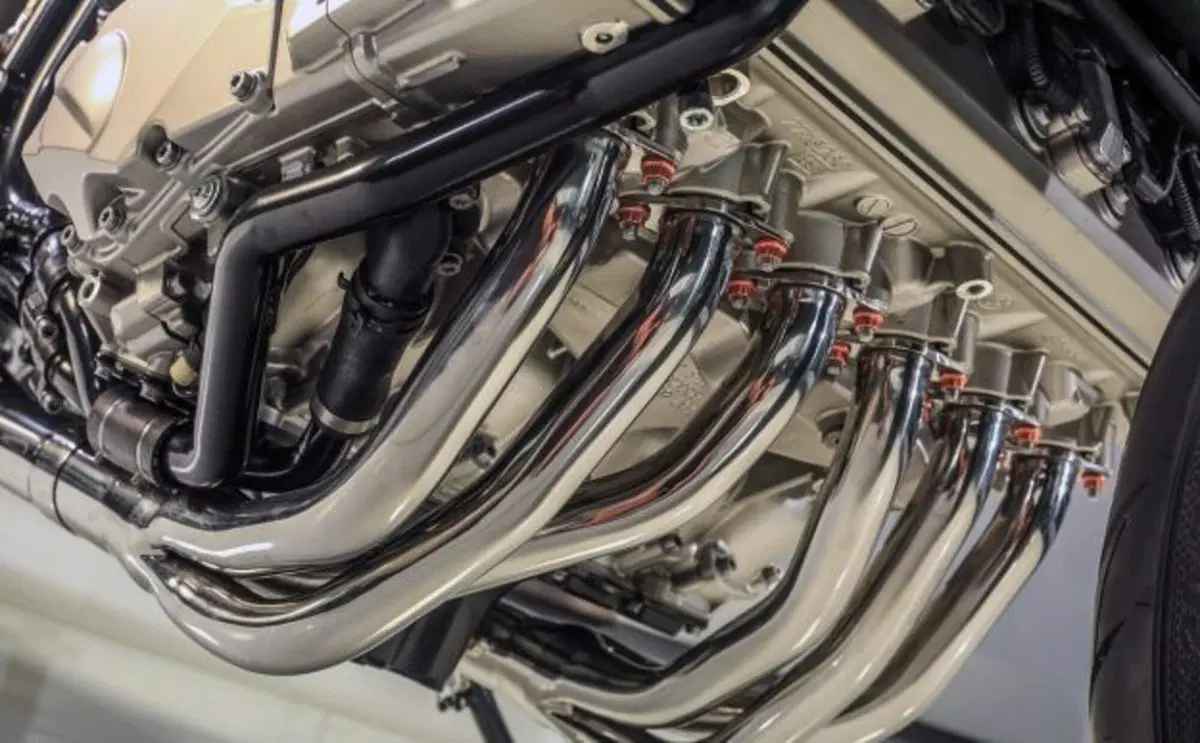 Krugger BMW K1600 NURBS (6)