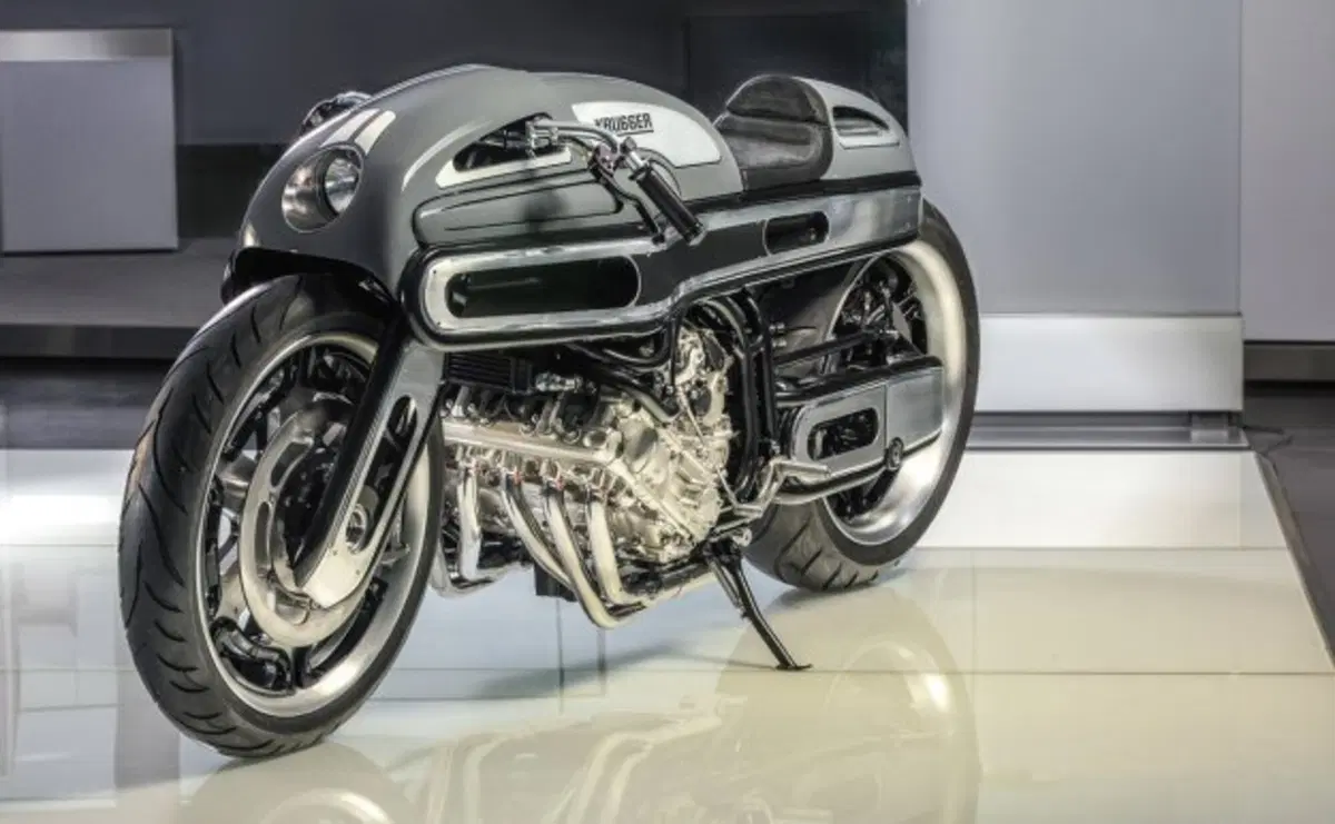 Krugger BMW K1600 NURBS (2)