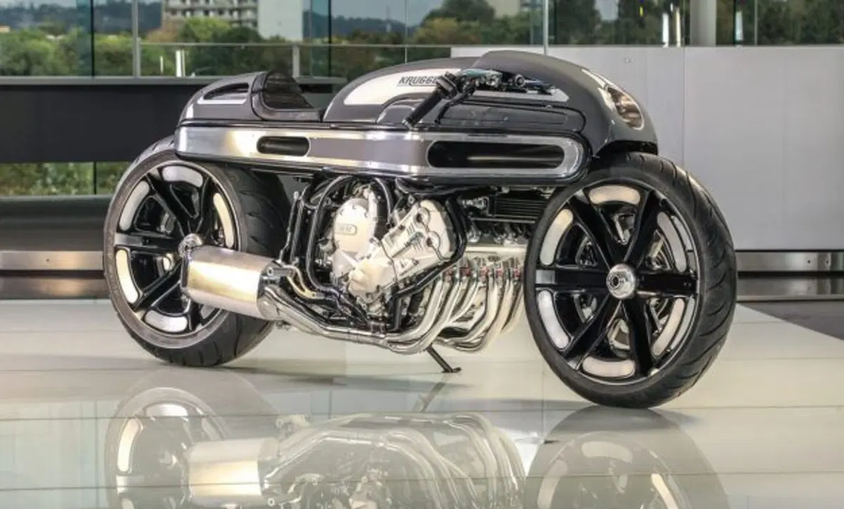 Krugger BMW K1600 NURBS (5)