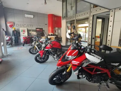 Mario Manzo Moto