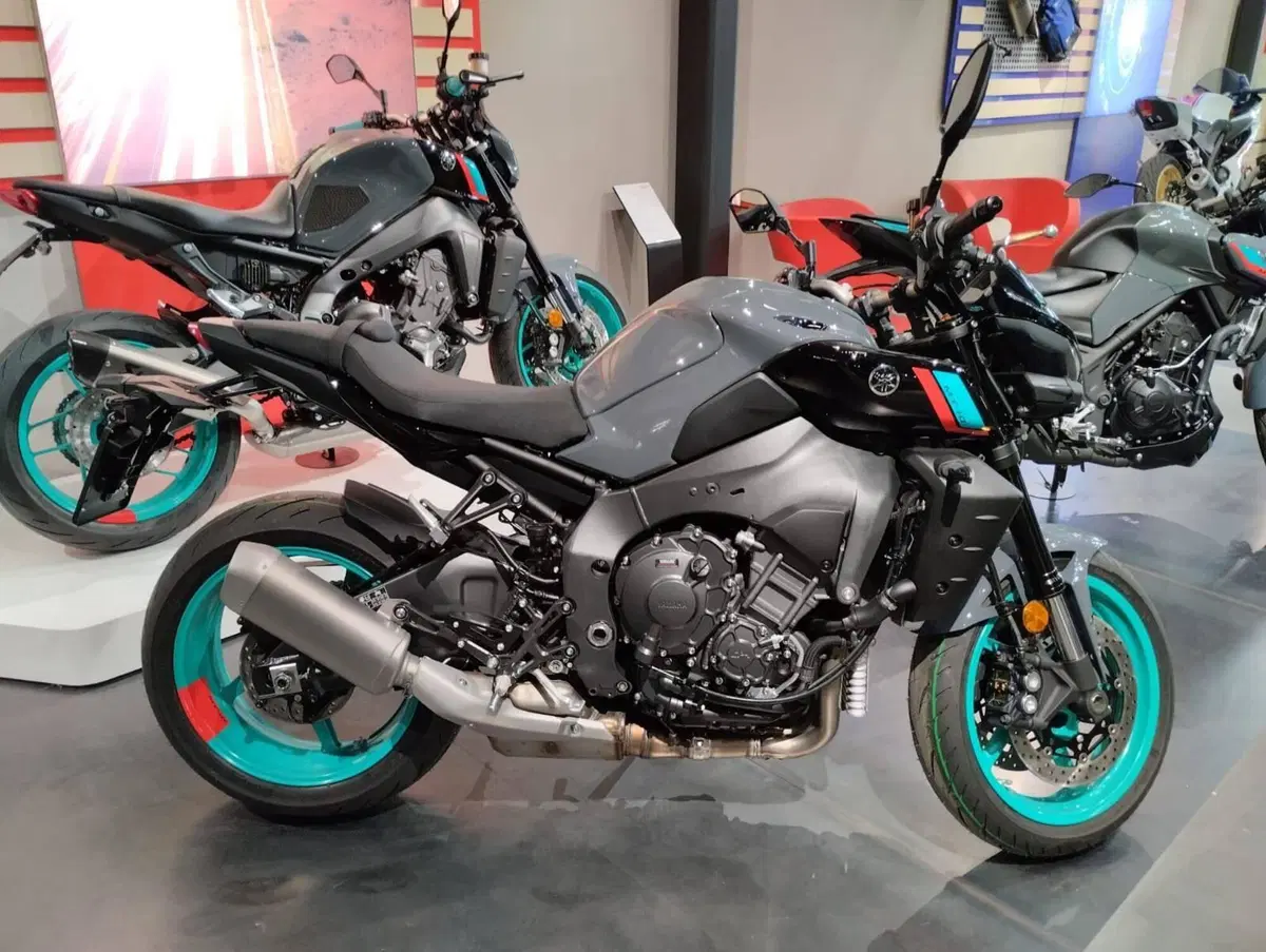 Yamaha MT-10 (2022 - 26)