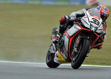 Melandri si impone in gara 2 SBK a Magny-Cours