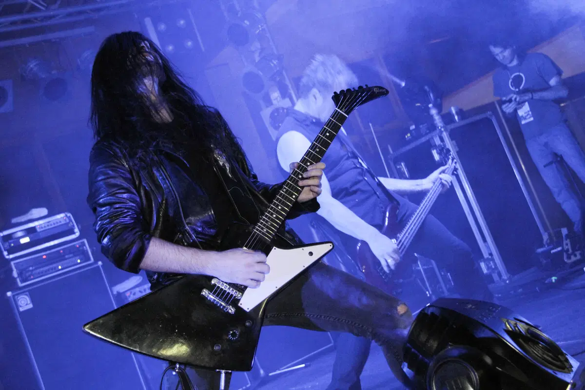 James Toseland  in concerto al "Donne, Motori & More". La fotogallery (6)
