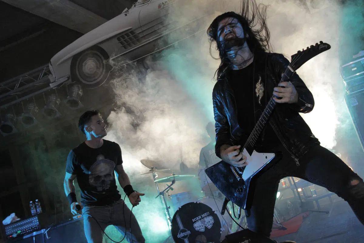 James Toseland  in concerto al "Donne, Motori & More". La fotogallery (7)