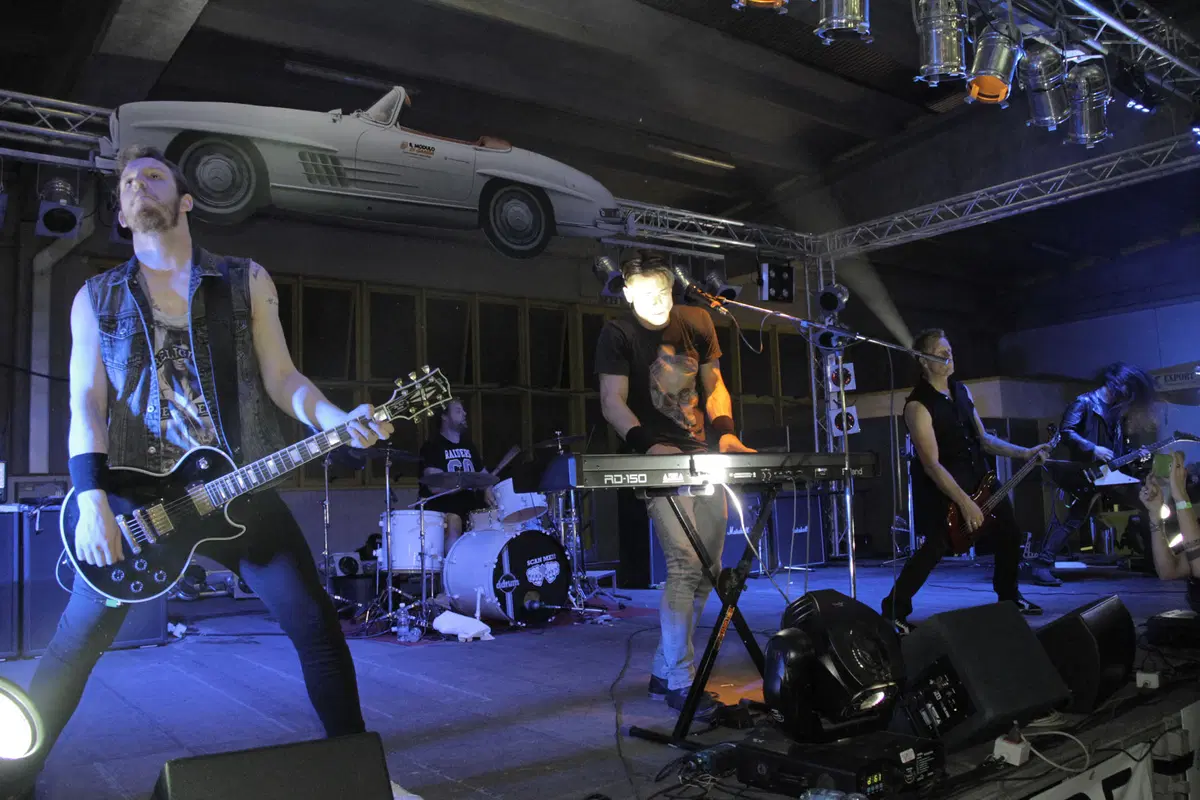 James Toseland  in concerto al "Donne, Motori & More". La fotogallery (10)
