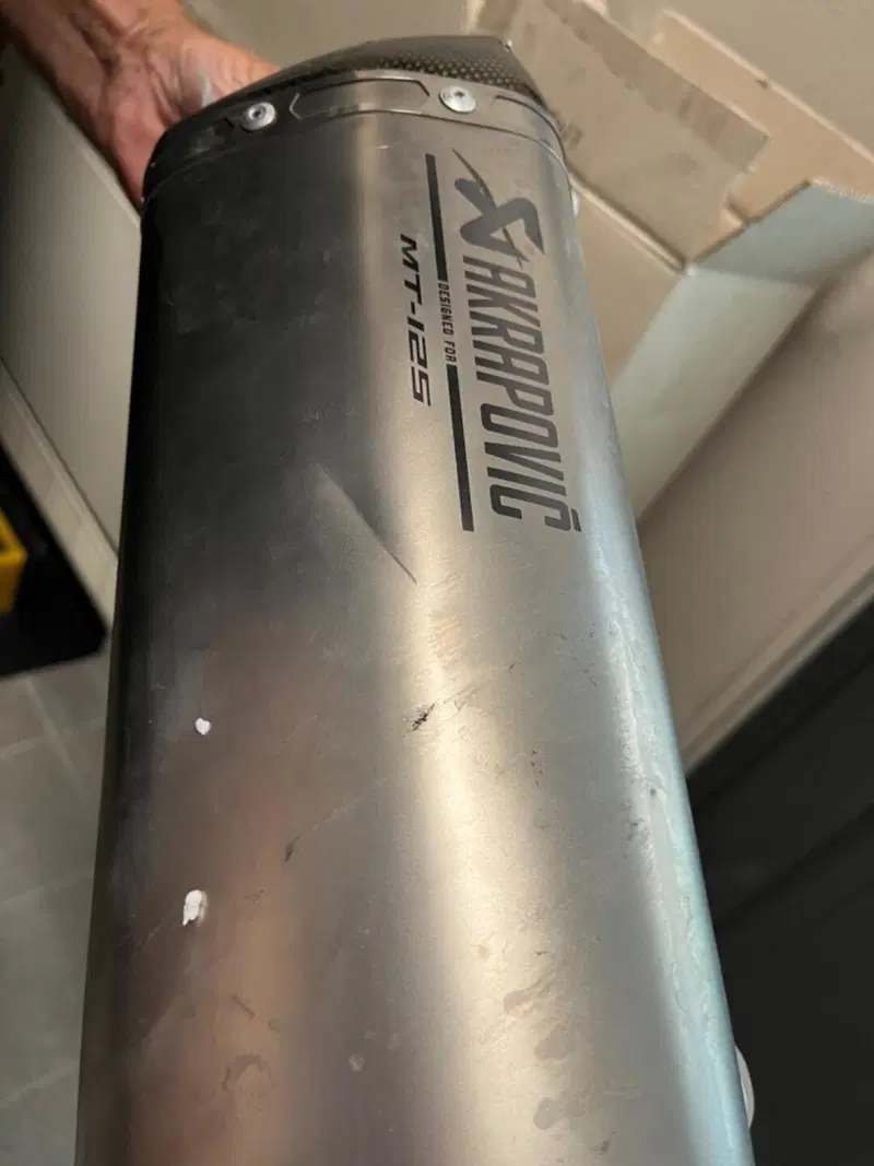 Akrapovic
