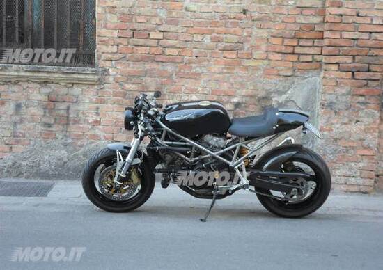 Le Strane di Moto.it: Ducati ST4 Café Racer