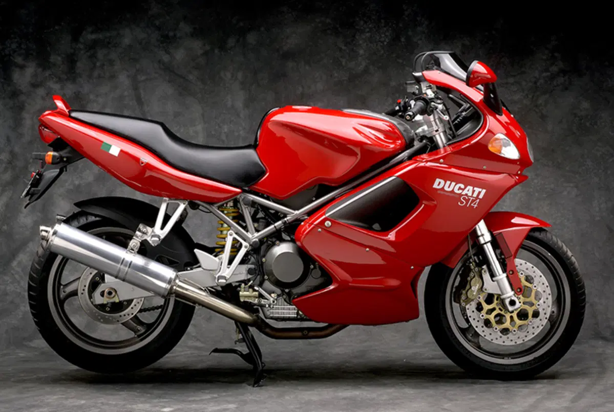 Le Strane di Moto.it: Ducati ST4 Café Racer (4)