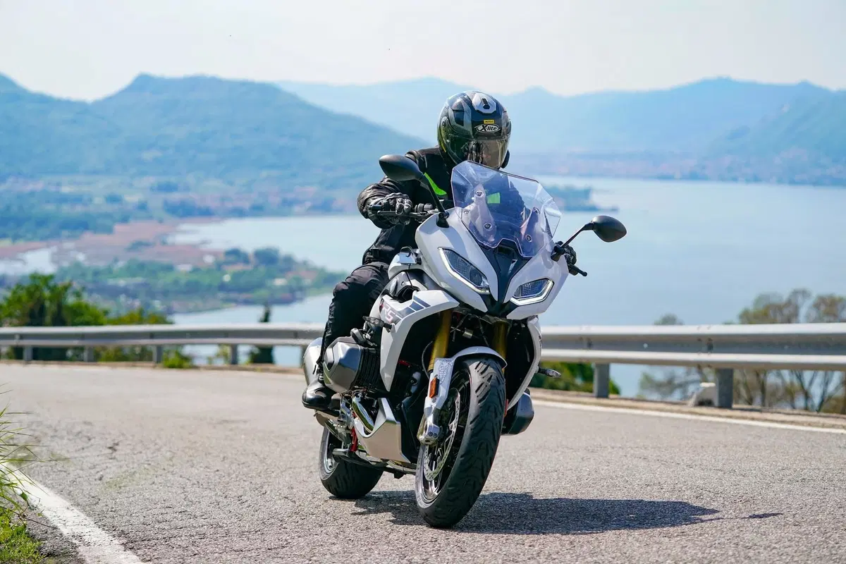 Michelin Road 6: durano di più e lo fanno meglio sul bagnato. (6)