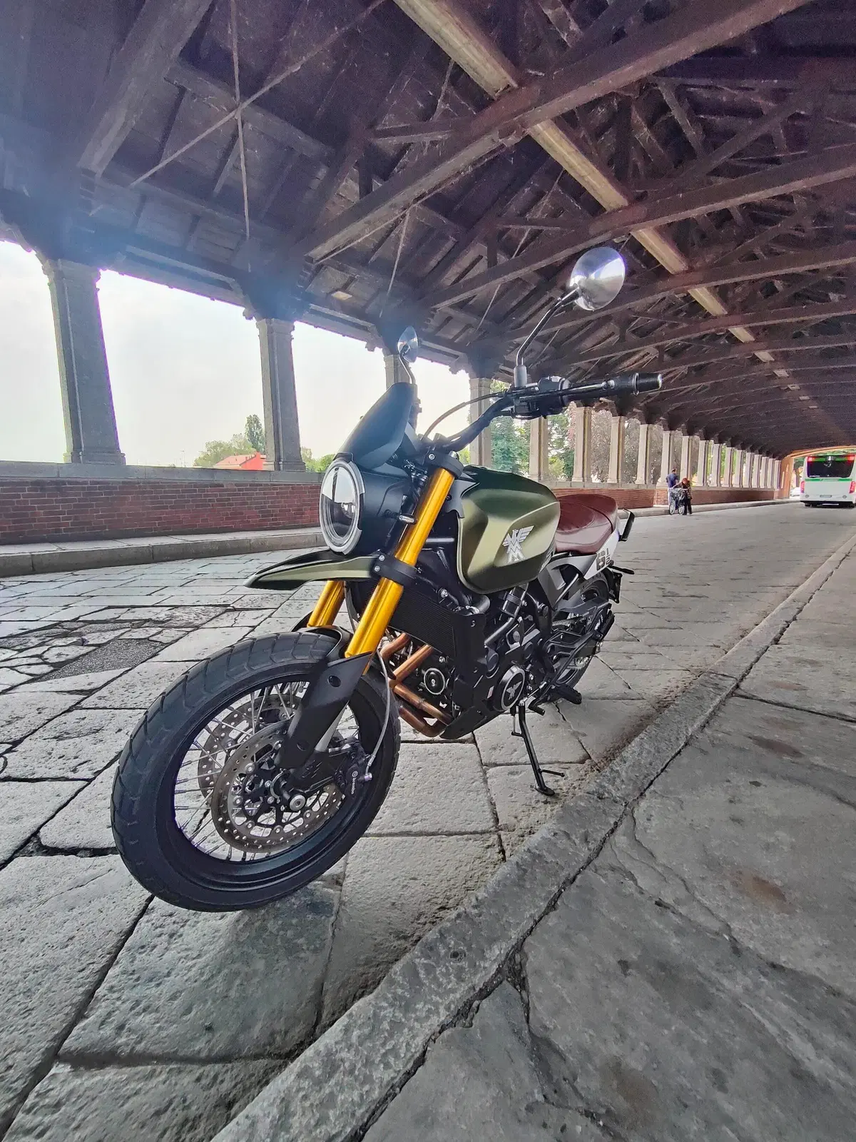 TEST Moto Morini SEIEMMEZZO STR e SCR: le abbiamo provate in ANTEPRIMA! Come vanno e como sono fatte (3)