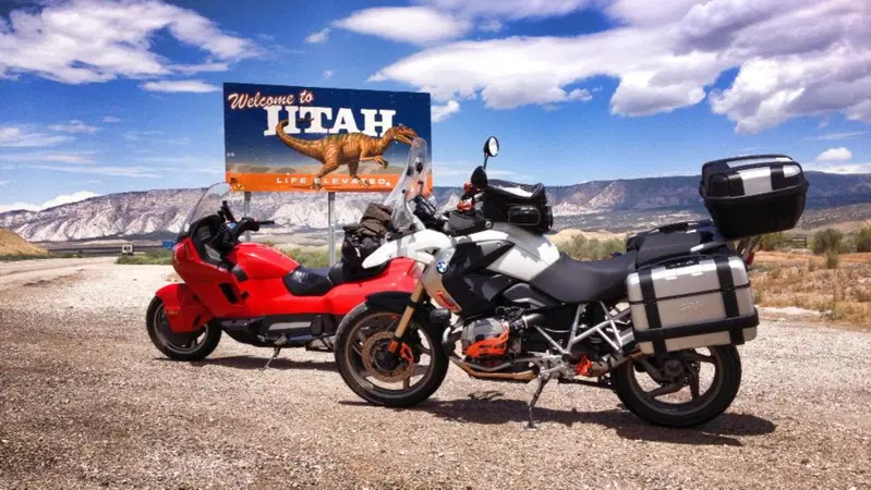 USA. Il 30% dei motociclisti non ha la patente moto, tanto l'assicurazione paga