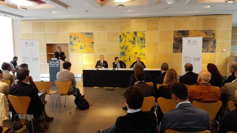 La presentazione di oggi. Da sinistra Caliari, Maran e il dottor Costa 