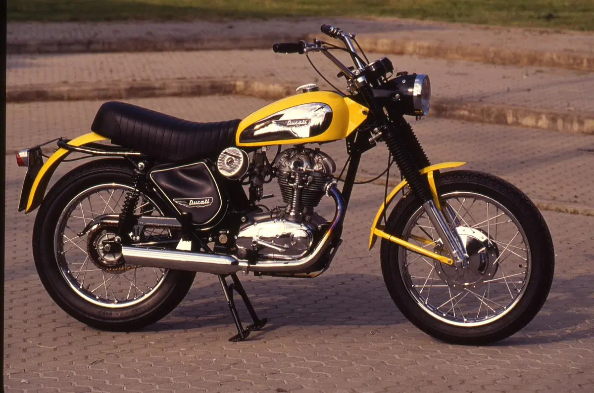 Massimo Clarke: "Scrambler forever"