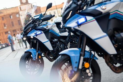 La Polizia ora pattuglia le strade con le Yamaha Tracer 9 (4)