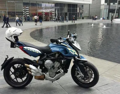 MV Agusta Rivale 800 in dotazione alla Polizia di Stato