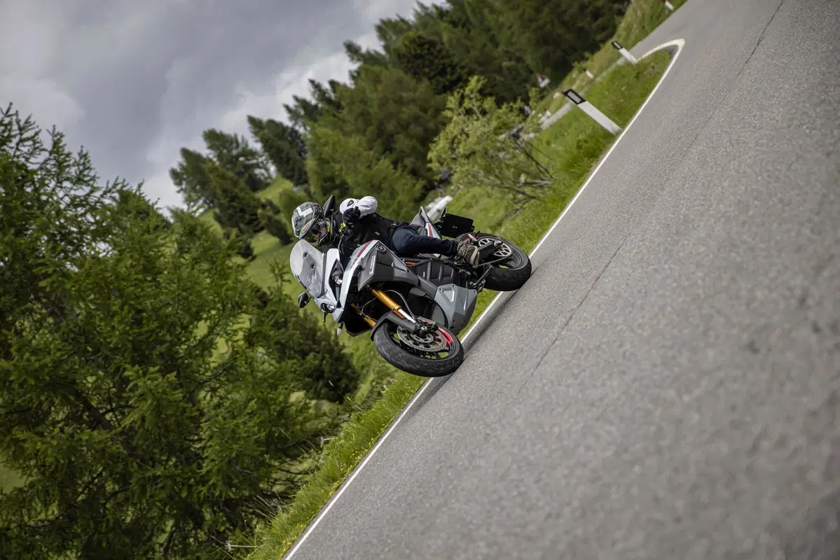 Energica Experia (12)