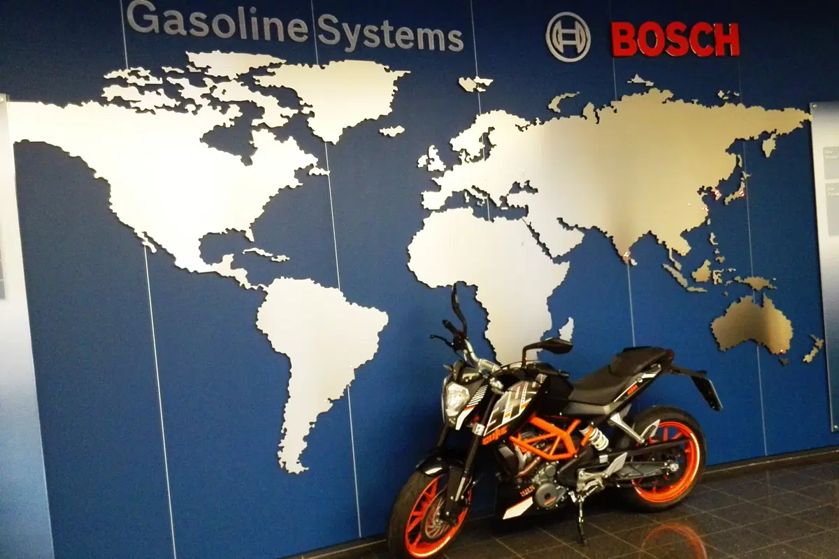 Bosch rivoluziona l'iniezione per moto. Leggera, piccola e economica (3)