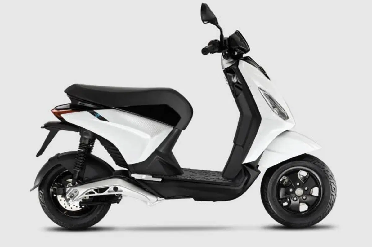 Piaggio 1 Active (2022 - 26) (4)