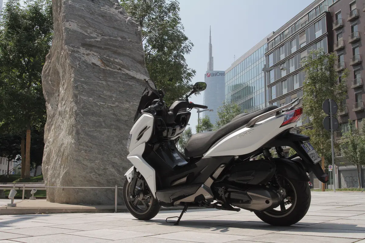 Kymco K-XCT 300i ABS (16)