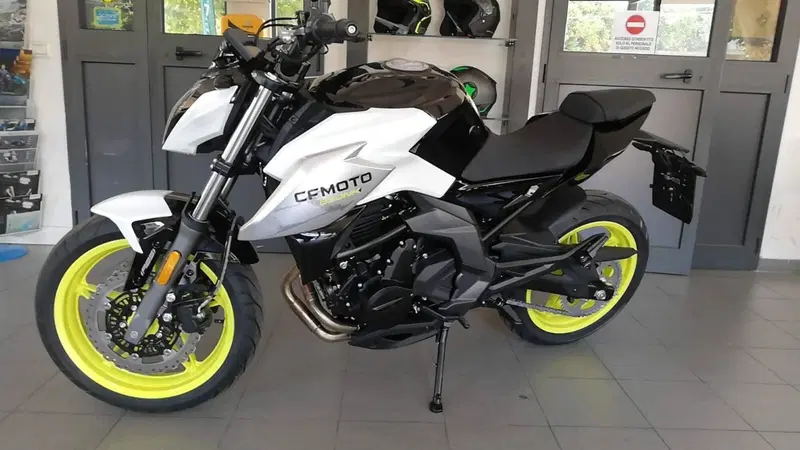 CFMOTO 650NK (2021 - 24)