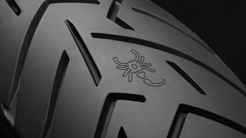 Pirelli presenta il nuovo pneumatico enduro-street Scorpion Trail II