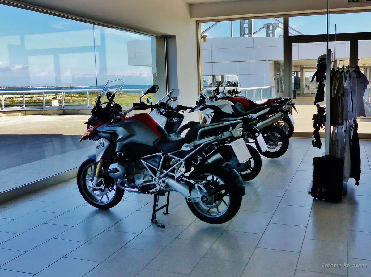 Storie di concessionari: BMW Siracusa A.D. Pugliese (2)