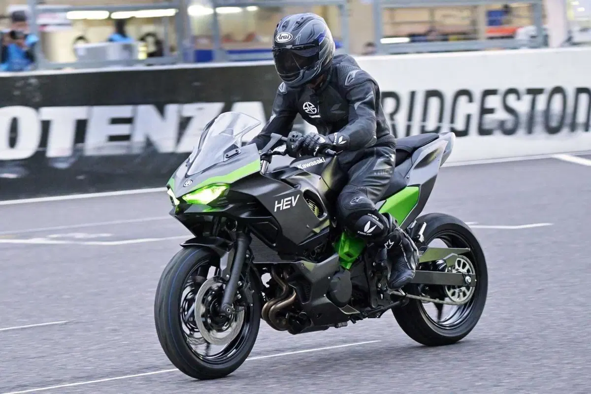 Kawasaki elettriche. Siamo davvero così vicini alla produzione? (13)