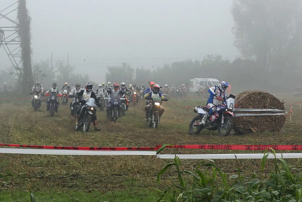 Tre ore a coppie di Enduro a Lodi. 300 piloti al Memorial Paolo Bassi (7)
