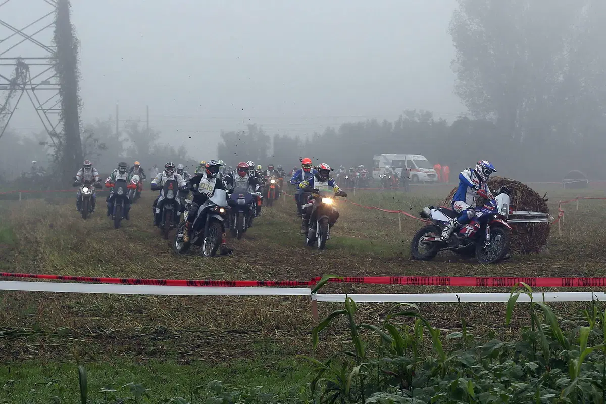 Tre ore a coppie di Enduro a Lodi. 300 piloti al Memorial Paolo Bassi (8)