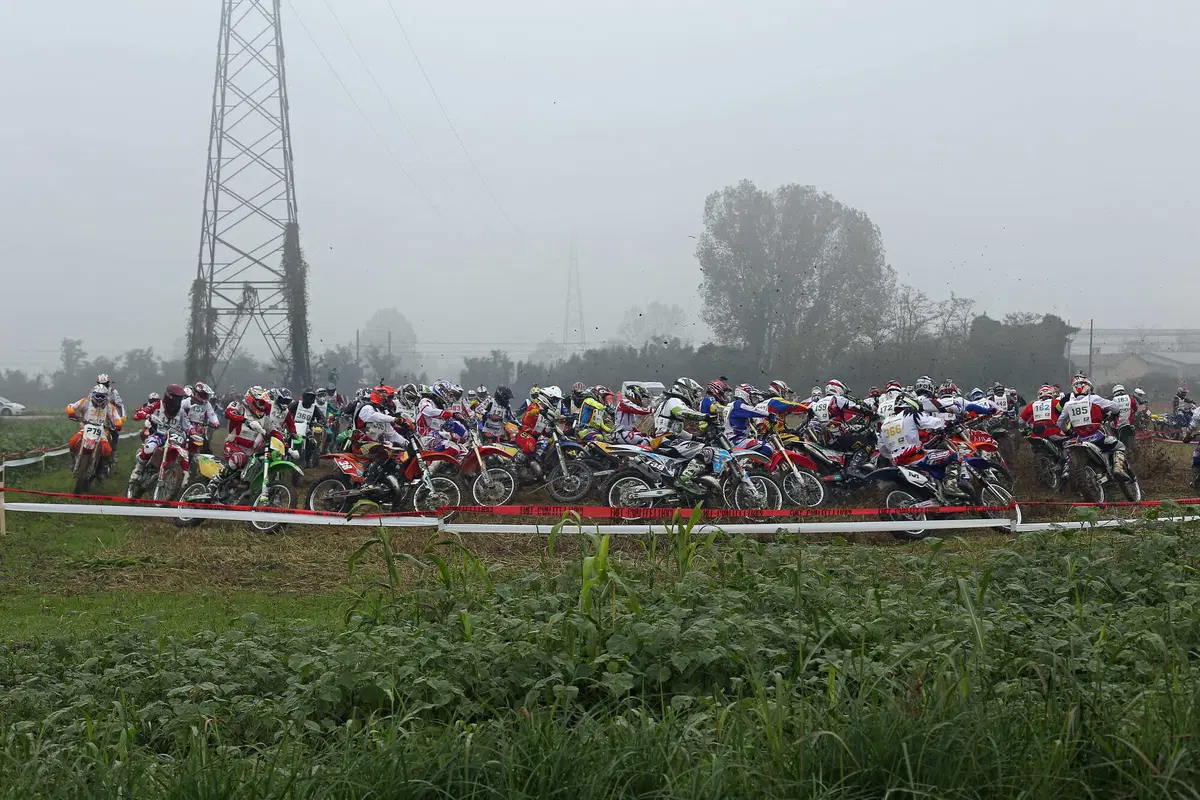 Tre ore a coppie di Enduro a Lodi. 300 piloti al Memorial Paolo Bassi (19)