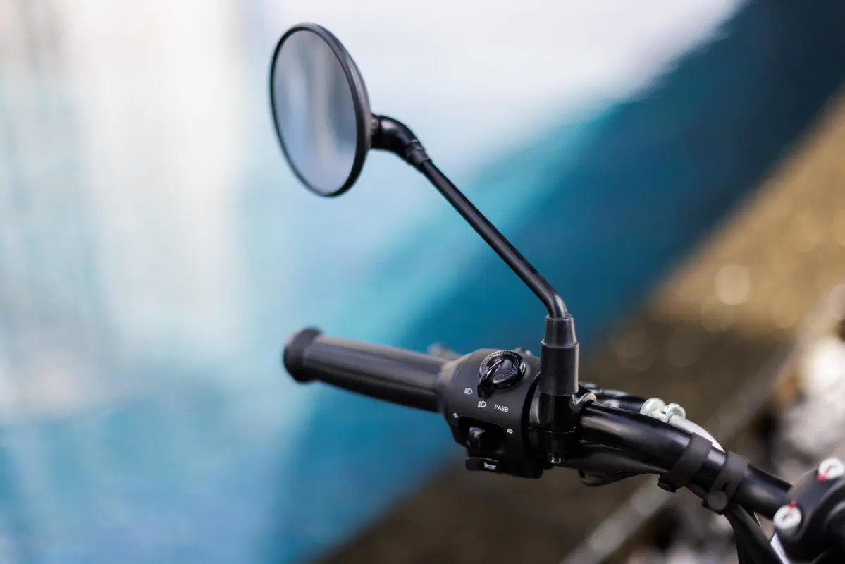 Ecco com'è fatta la nuova Royal Enfield Hunter 350 (10)