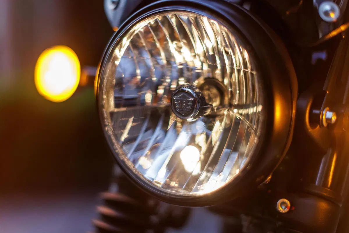 Ecco com'è fatta la nuova Royal Enfield Hunter 350 (17)