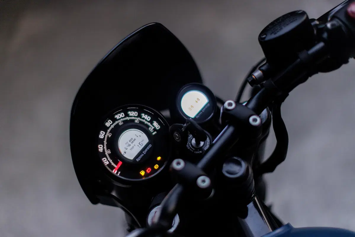 Ecco com'è fatta la nuova Royal Enfield Hunter 350 (15)