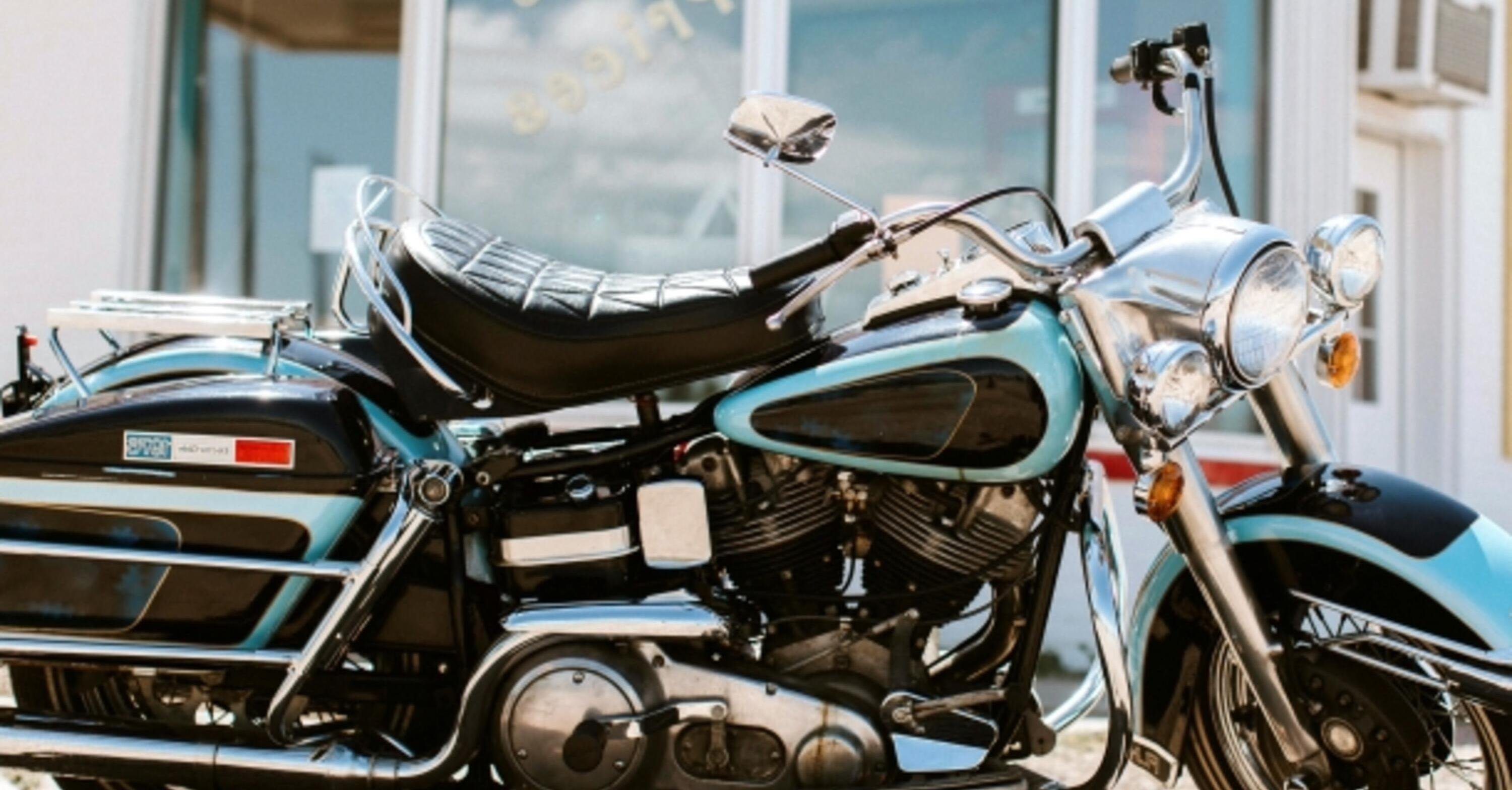 Che ci fa l&#039;Harley-Davidson di Elvis ancora all&#039;asta?