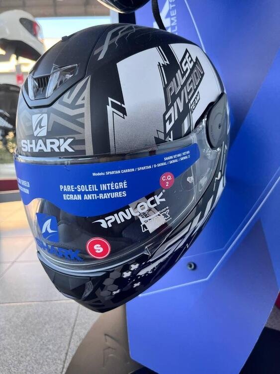 Caschi Shark Shark Helmets