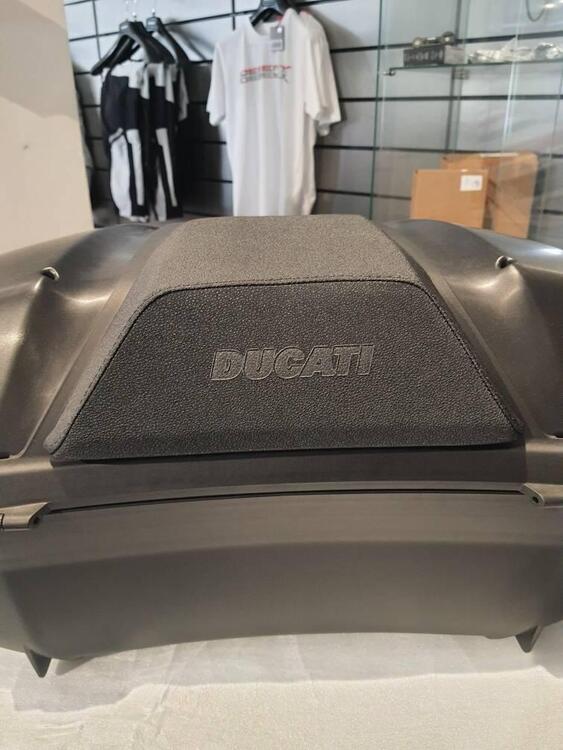 Bauletto Top Case Ducati (3)