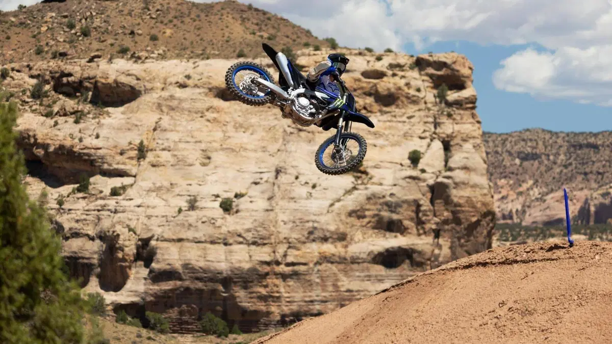 Come cambiano le Yamaha da cross 2023. E' tutta nuova la YZ450F (18)
