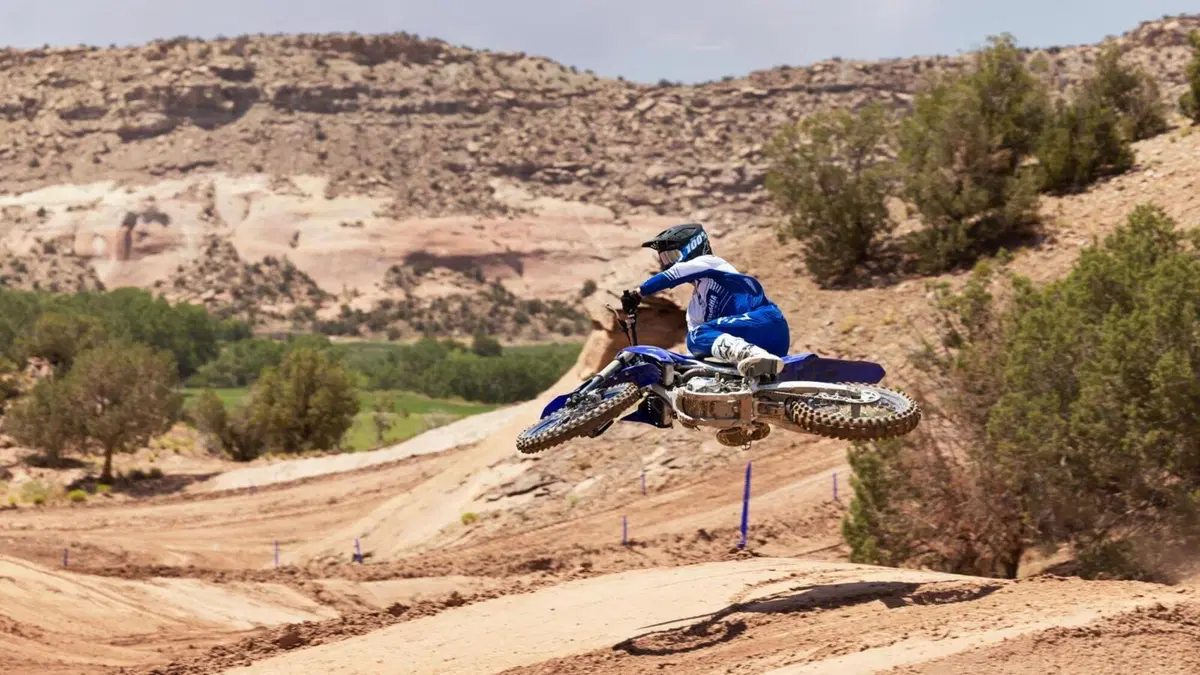 Come cambiano le Yamaha da cross 2023. E' tutta nuova la YZ450F (19)