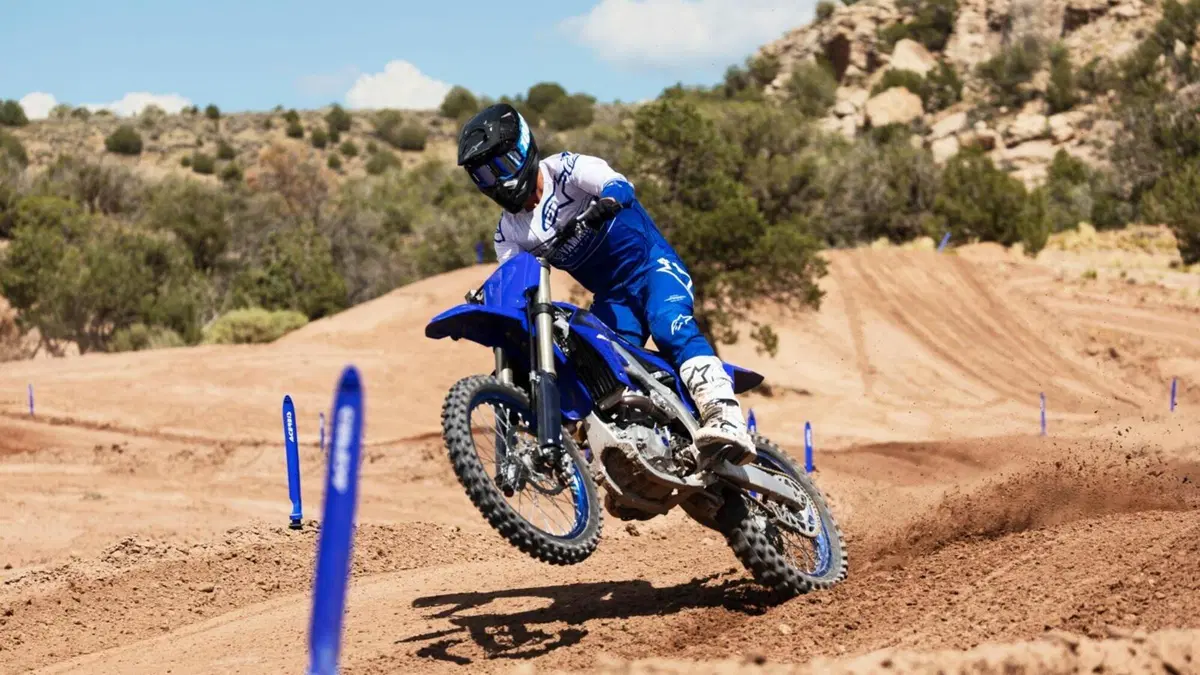 Come cambiano le Yamaha da cross 2023. E' tutta nuova la YZ450F (20)