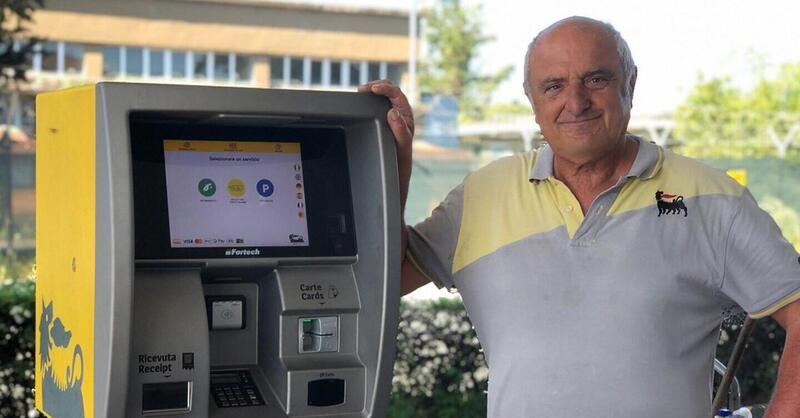 Caro carburanti? Almeno Eni ci regala un sorriso: &quot;Va fasce benzin a pomp 3&quot;