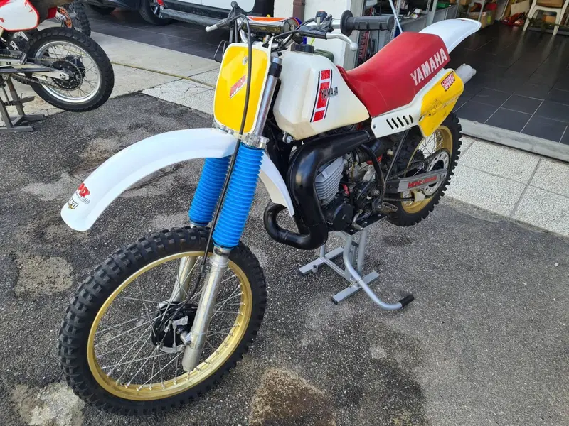 Yamaha YZ 490 (2)